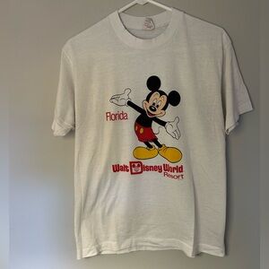 Vintage 1980s Mickey Mouse Walt Disney Word Resort Florida T-Shirt